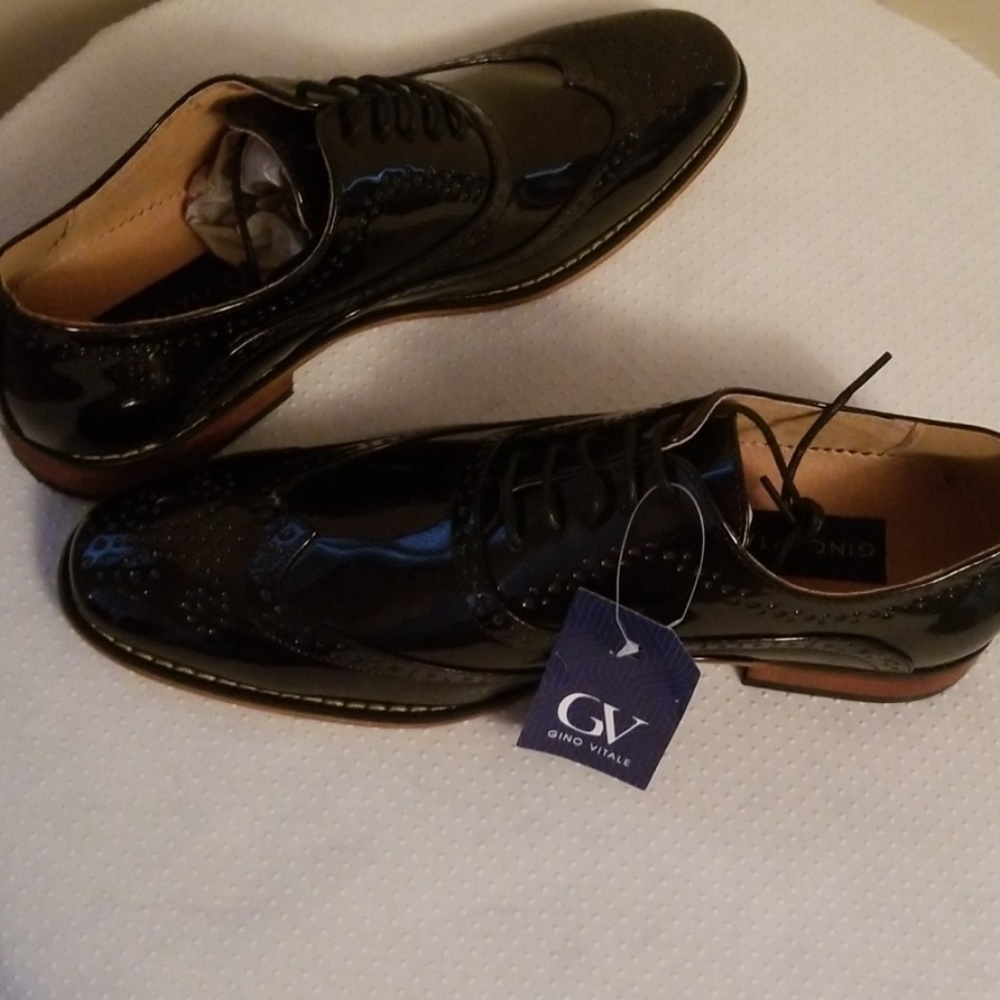 Mens shoes